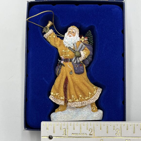 Vintage Pipka's 2001 Stories Of Christmas Carpenter Santa 11435 Holiday Ornament - Picture 11 of 12